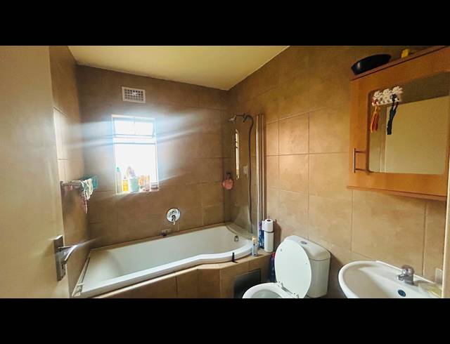 2 BEDROOM FLAT FOR SALE IN ALVEDA